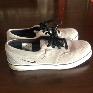 Nike 6.0 Braata Shoes. Size 9.5